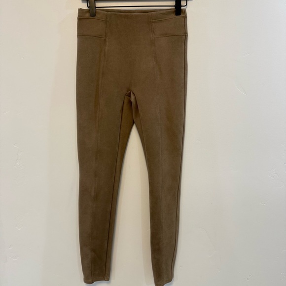 SPANX Faux Suede Legging size small NWOT - Picture 7 of 10